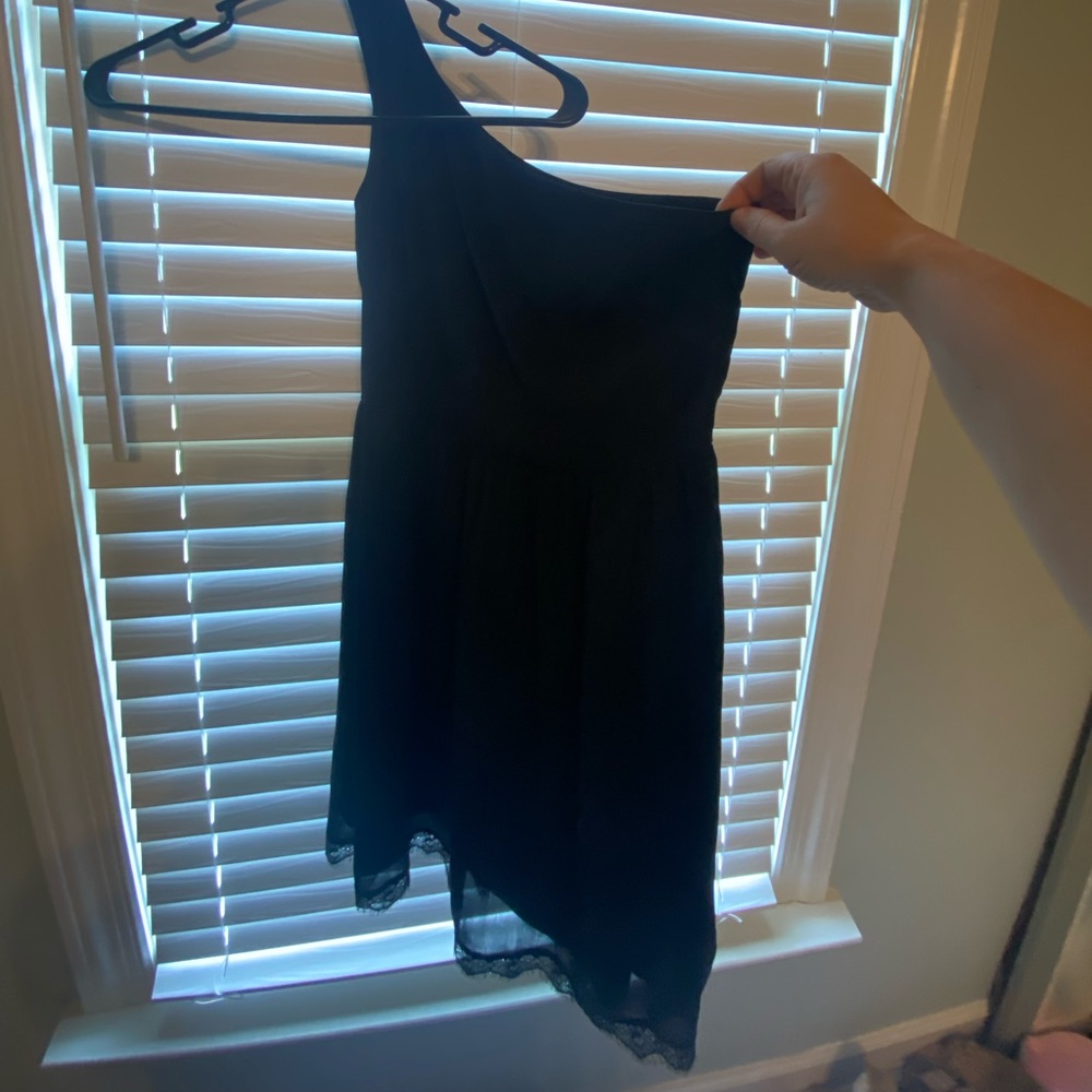 Exhilaration one sleeve asymmetrical dress size medium black